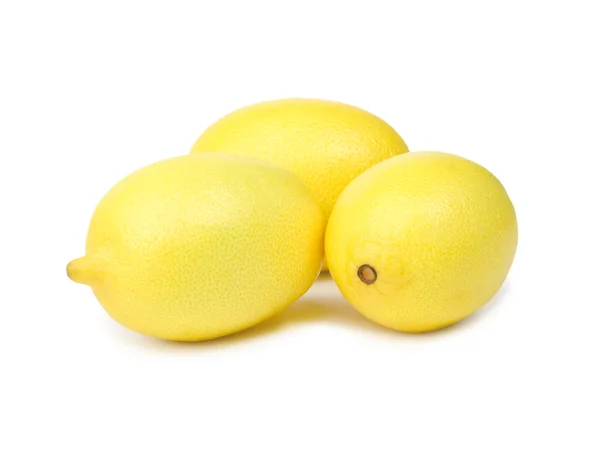 Három érett citrom, fehér háttér — Stock Fotó