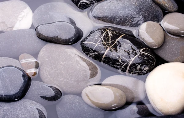Woda morska i kamienie — Zdjęcie stockowe