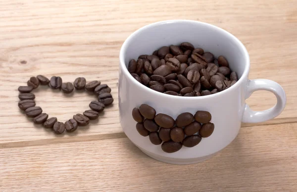 Kalp ve kahve — Stok fotoğraf