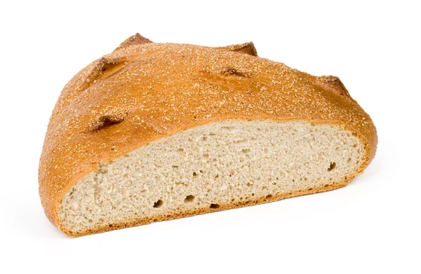 Bochník chleba na bílém pozadí — Stock fotografie
