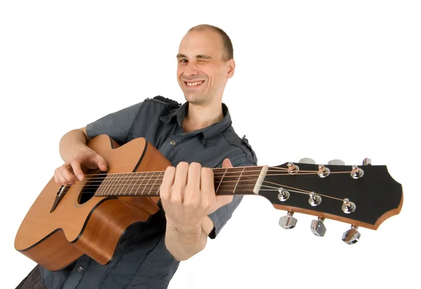 Homme jouant de la guitare — Photo