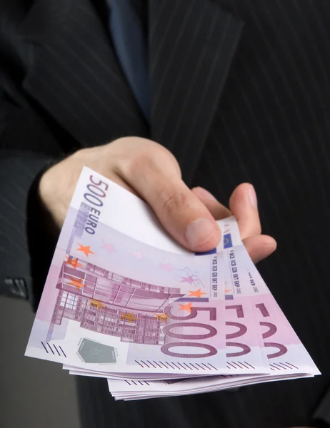 Işadamı holding Euro — Stok fotoğraf