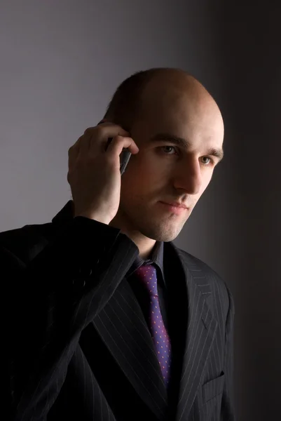 Businessman calling on phone — Stock Photo, Image