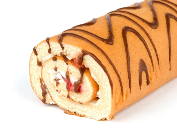 Cream and strawberry roll cake — Stock Photo, Image