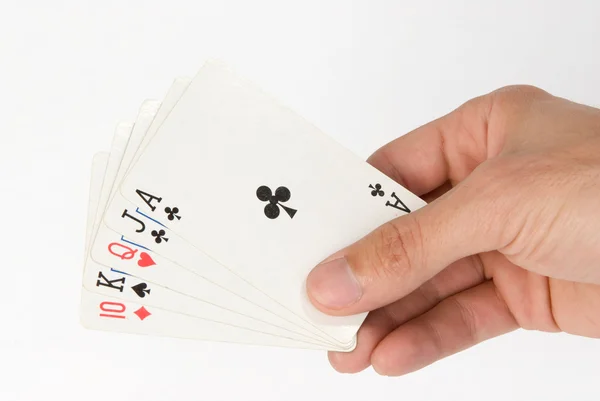 남자가 그의 손에 있는 5 개의 카드를 들고 — 스톡 사진