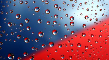 cam üzerine damladı