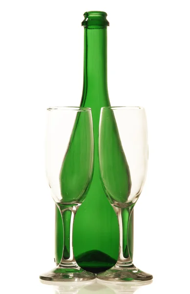 Flaschen und Gläser — Stockfoto