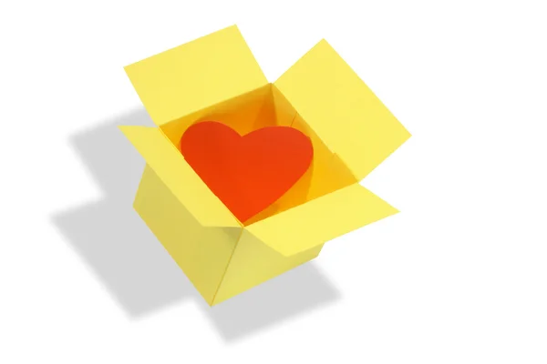 Сердце в коробке — стоковое фото