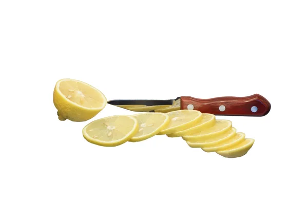 Нарезанный лимон — стоковое фото