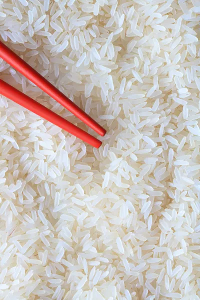 Reis und Essstäbchen — Stockfoto
