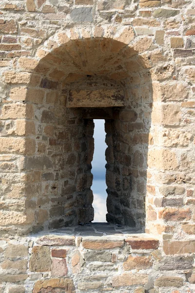 Крепость стены с Embrasure — стоковое фото