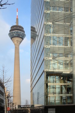 Dusseldorf radyo kulesi
