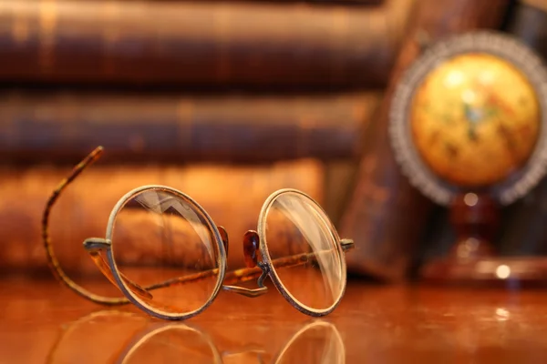 Régi szemüveg — Stock Fotó