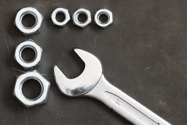 Nut Wrench And Screw Nuts — Stock Photo, Image