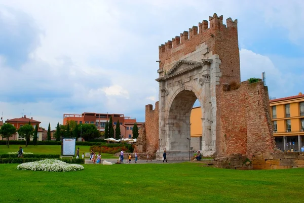 Италия. Римини. Августовская арка — стоковое фото