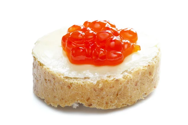 Sanduíche de caviar vermelho aberto — Fotografia de Stock