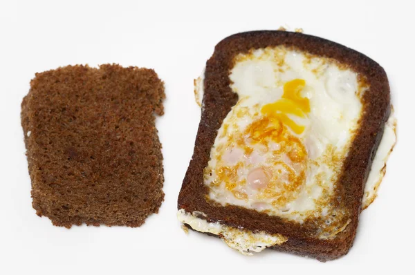 焙煎パンと卵 — ストック写真