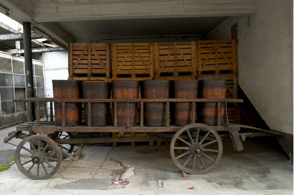 stock image Barrels on the wagon