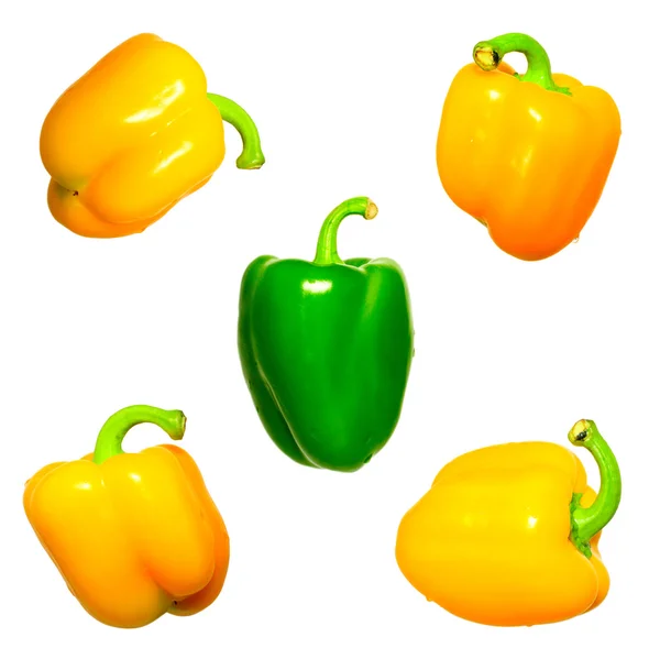 Gelber und grüner Paprika — Stockfoto