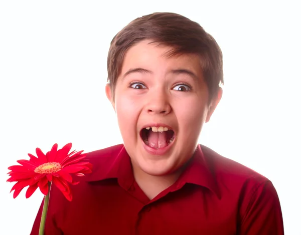 Έφηβος και κόκκινο λουλούδι — Φωτογραφία Αρχείου
