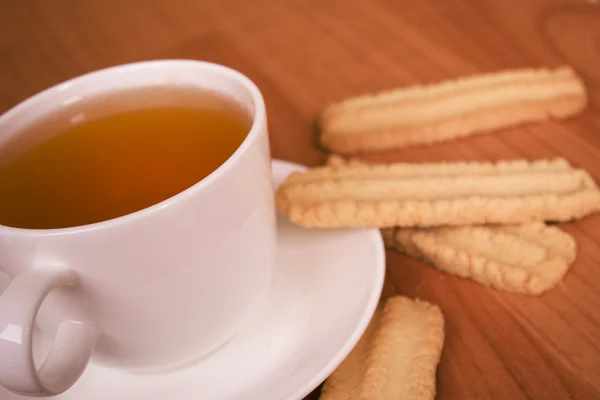 Csésze tea és egyes cookie-k — Stock Fotó