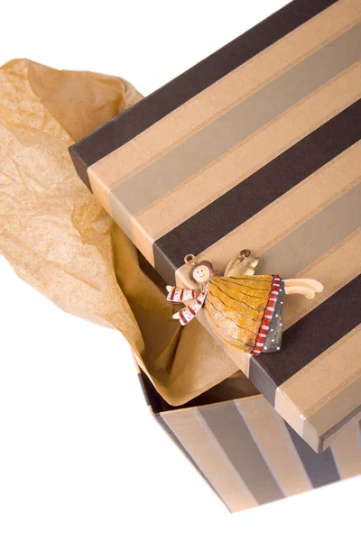 Otwarte pudełko z prezentami — Zdjęcie stockowe