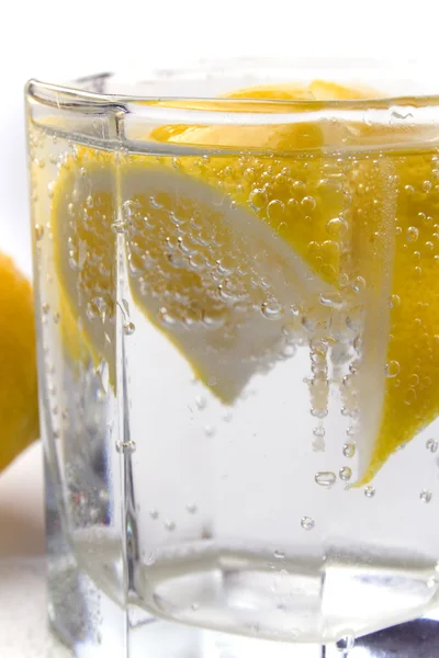 Acqua gassata con limone — Foto Stock