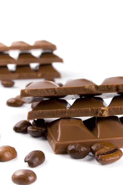 Шоколад і кавові зерна — стокове фото