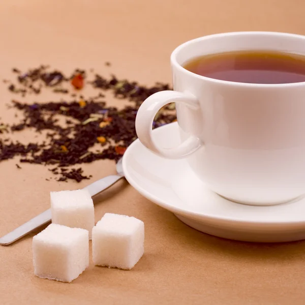 Φλιτζάνι τσάι και ζάχαρη — Φωτογραφία Αρχείου