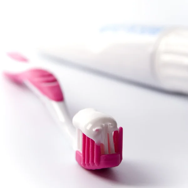 Οδοντόκρεμα και οδοντόβουρτσα — Φωτογραφία Αρχείου