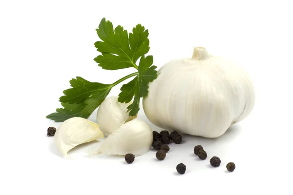Garlics, fekete bors és petrezselyem — Stock Fotó