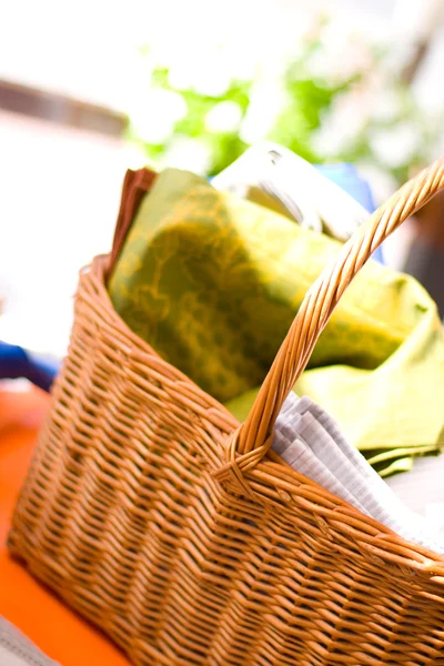 Basket full of towels — Stock Photo, Image