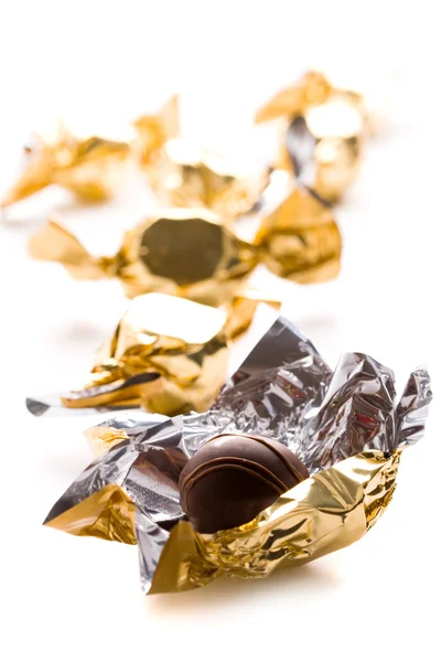 Открытые конфеты из фольги — стоковое фото