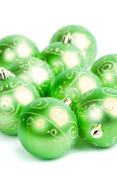 Рождественские шары из зелёного стекла — стоковое фото