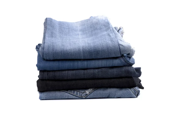 Mavi jeans yığını — Stok fotoğraf