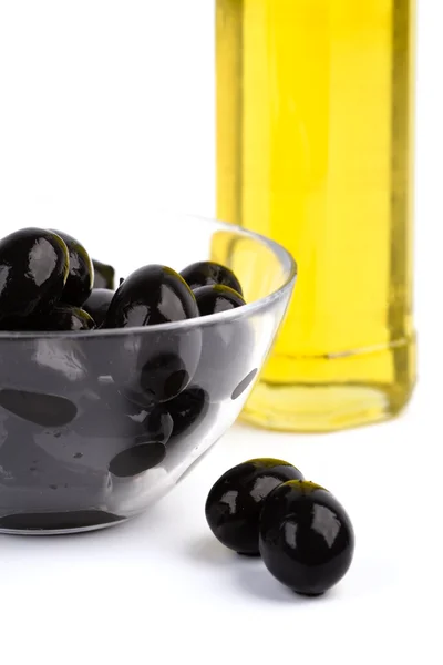 Svarta oliver och olja — Stockfoto