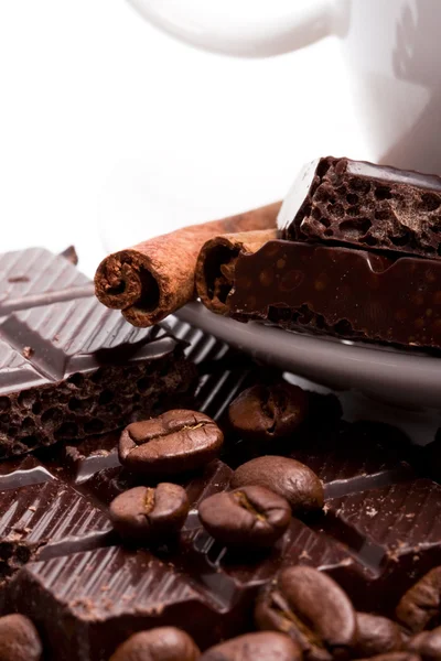 Csokoládé, kávé bab, fahéj — Stock Fotó