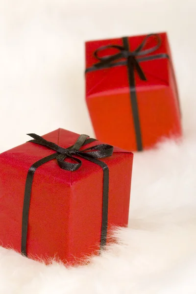 Boîtes cadeaux rouges — Photo