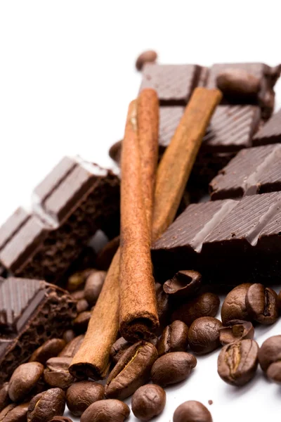 Čokoláda, káva a skořice hole — Stock fotografie