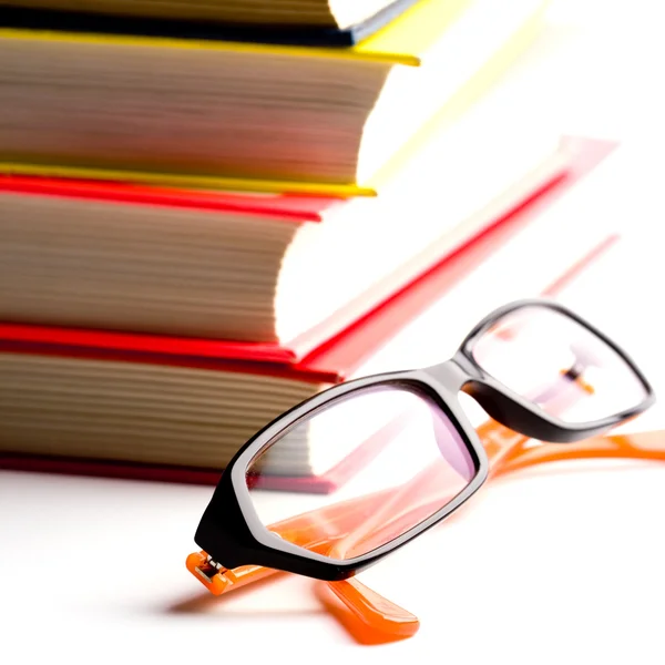 Libros y gafas — Foto de Stock