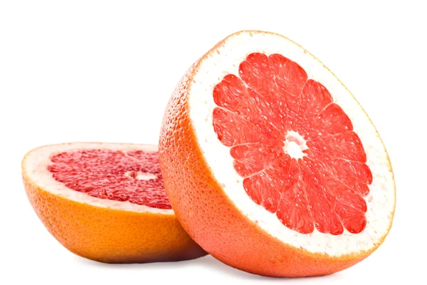 Saftige rote Grapefruit isoliert — Stockfoto
