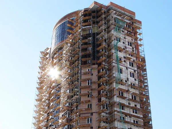 Construção arranha-céus estrutura cena da cidade — Fotografia de Stock