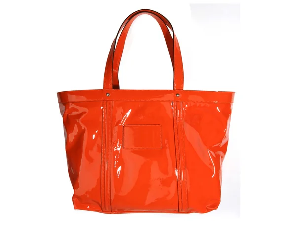 白で隔離されるオレンジ色の革バッグ — ストック写真
