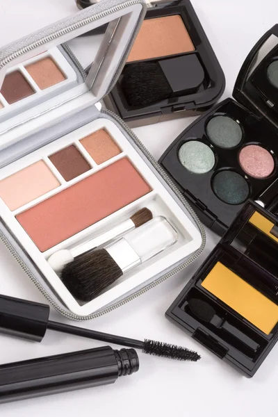 Macro shot of blush and eyeshadow palett — Stock Photo, Image