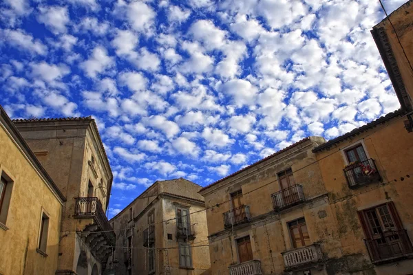 Ancient town and blue sky — Stock Photo, Image