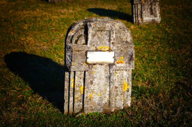 Grave stone clipart