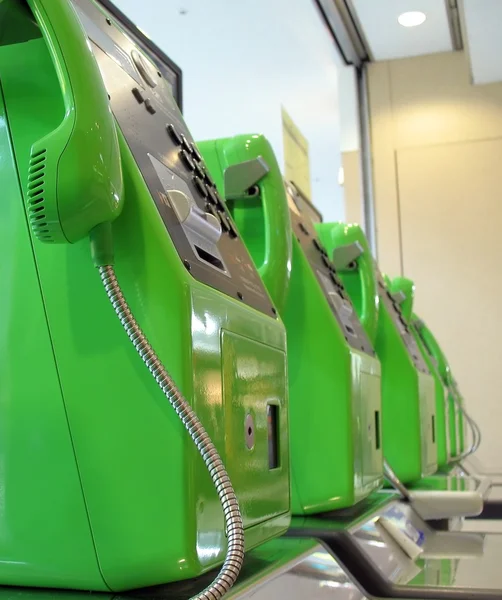 Teléfonos verdes — Foto de Stock