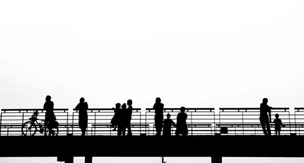 En un puente — Foto de Stock