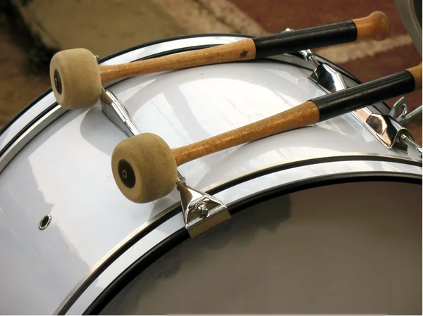 Drum and Mallets — Stock Photo, Image