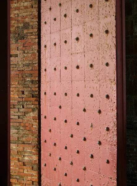 Large Chinese Door — Stock Photo, Image